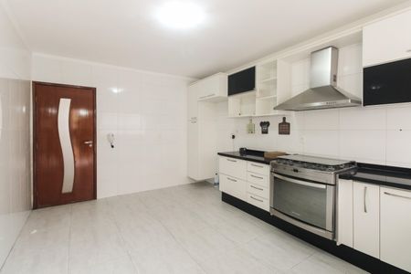 Casa para alugar com 135m², 3 quartos e 2 vagasCozinha 