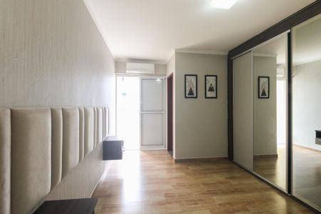 Casa para alugar com 135m², 3 quartos e 2 vagasSuíte 3