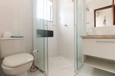 Casa para alugar com 135m², 3 quartos e 2 vagasBanheiro Suíte 3