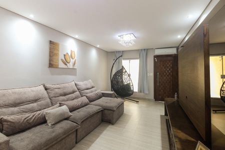 Casa para alugar com 135m², 3 quartos e 2 vagasSala 