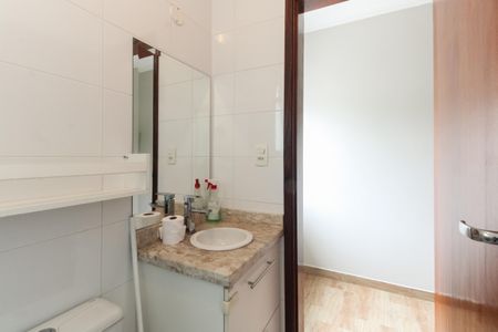 Casa para alugar com 135m², 3 quartos e 2 vagasBanheiro Suíte 1