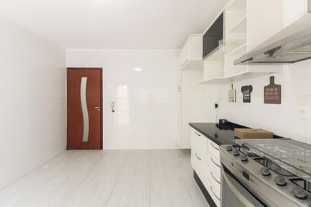 Casa para alugar com 135m², 3 quartos e 2 vagasCozinha 