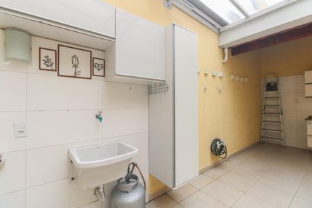 Casa para alugar com 135m², 3 quartos e 2 vagasÁrea de Serviço 