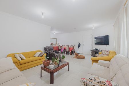 Casa para alugar com 3 quartos, 450m² em Vila Madalena, São Paulo