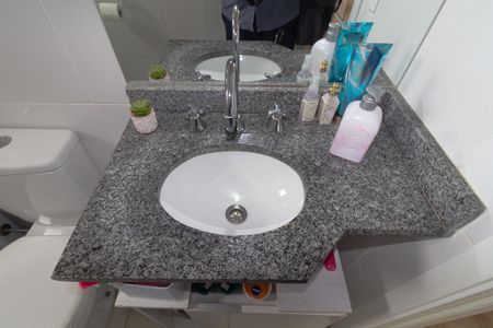 Apartamento à venda com 64m², 2 quartos e 1 vagaBanheiro da Suíte