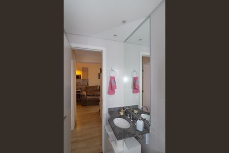 Apartamento à venda com 64m², 2 quartos e 1 vagaBanheiro 2