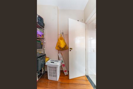 Apartamento à venda com 105m², 3 quartos e 2 vagasQuarto de Serviço