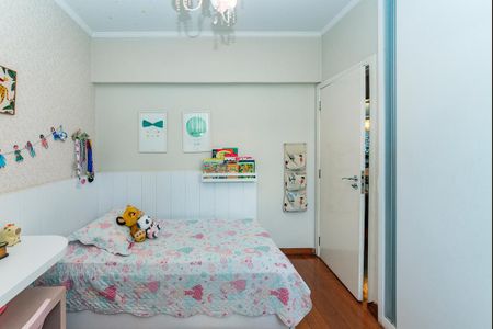 Apartamento à venda com 105m², 3 quartos e 2 vagasQuarto 2