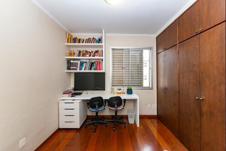 Apartamento à venda com 105m², 3 quartos e 2 vagasQuarto 3