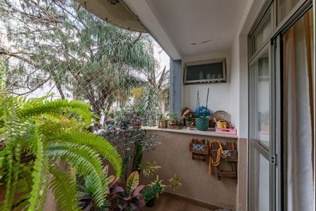 Apartamento à venda com 105m², 3 quartos e 2 vagasVaranda da Suíte