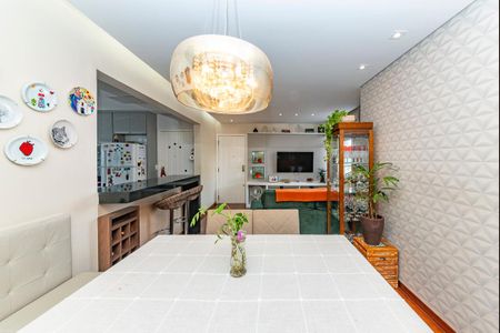 Apartamento à venda com 105m², 3 quartos e 2 vagasSala