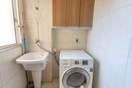 Apartamento à venda com 69m², 3 quartos e 1 vaga Apartamento à venda com 69m², 3 quartos e 1 vagaÁrea de serviço