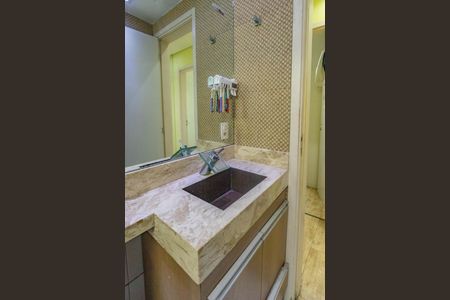 Apartamento à venda com 69m², 3 quartos e 1 vaga Apartamento à venda com 69m², 3 quartos e 1 vagaBanheiro