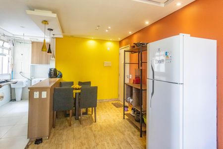 Apartamento à venda com 69m², 3 quartos e 1 vaga Apartamento à venda com 69m², 3 quartos e 1 vagaSala