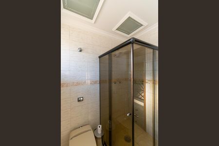 Casa à venda com 240m², 3 quartos e 6 vagasBanheiro 2