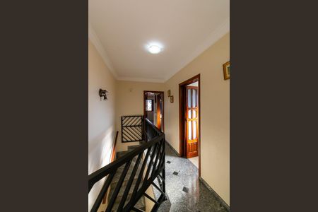 Casa à venda com 240m², 3 quartos e 6 vagasHall