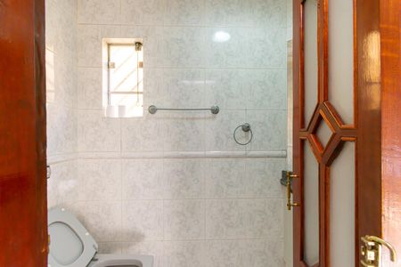 Casa à venda com 240m², 3 quartos e 6 vagasLavabo