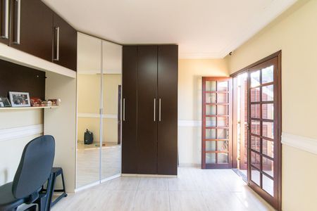 Casa à venda com 240m², 3 quartos e 6 vagasQuarto 1