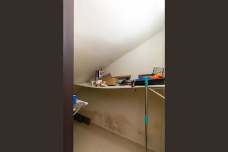 Casa à venda com 240m², 3 quartos e 6 vagasGaragem - Depósito