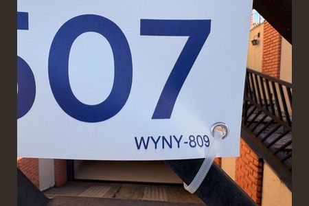 Casa à venda com 240m², 3 quartos e 6 vagasPlaca instalada 