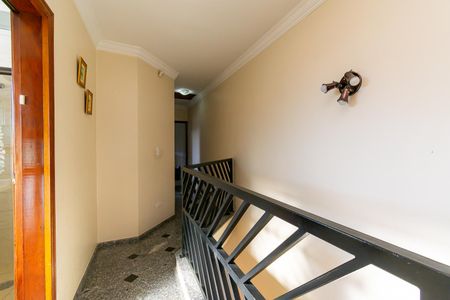 Casa à venda com 240m², 3 quartos e 6 vagasHall