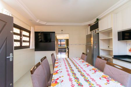 Casa à venda com 240m², 3 quartos e 6 vagasCozinha
