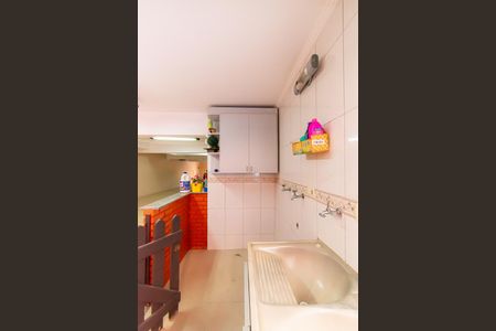 Casa à venda com 240m², 3 quartos e 6 vagasÁrea de Serviço