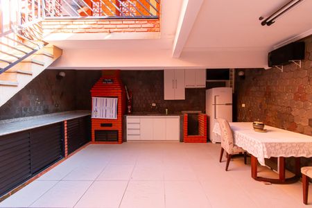 Casa à venda com 240m², 3 quartos e 6 vagas Área gourmet