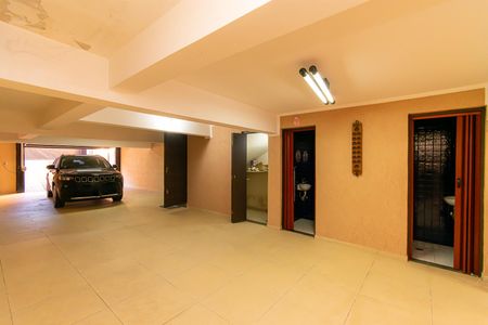 Casa à venda com 240m², 3 quartos e 6 vagasGaragem