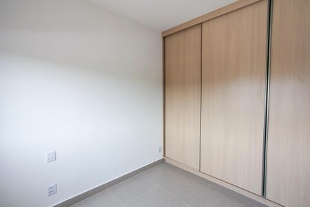 Apartamento para alugar com 68m², 2 quartos e 2 vagasSuite