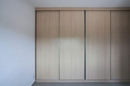 Apartamento para alugar com 68m², 2 quartos e 2 vagasSuite