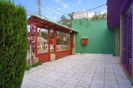 Casa à venda com 93m², 3 quartos e 2 vagas Casa à venda com 93m², 3 quartos e 2 vagasPátio