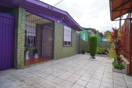 Casa à venda com 93m², 3 quartos e 2 vagas Casa à venda com 93m², 3 quartos e 2 vagasPátio