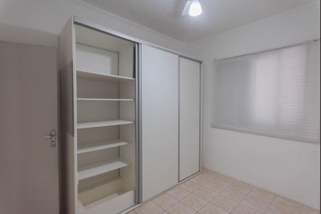 Apartamento à venda com 77m², 2 quartos e 1 vagaQuarto 2