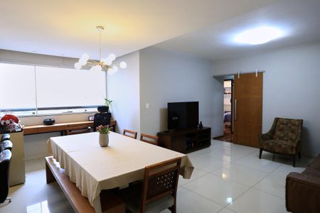 Sala de apartamento à venda com 3 quartos, 115m² em Colégio Batista, Belo Horizonte