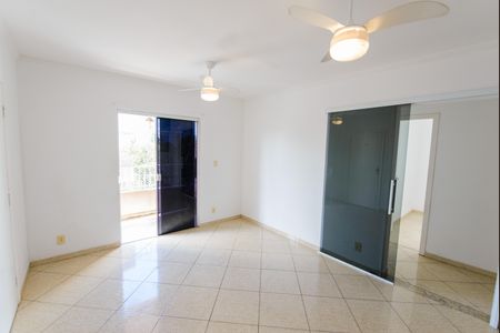 Sala de apartamento para alugar com 3 quartos, 81m² em Residencial Portal da Mantiqueira, Taubaté