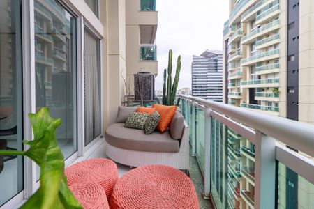 Apartamento à venda com 189m², 3 quartos e 2 vagasSala - Varanda