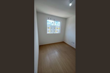 Quarto de apartamento para alugar com 2 quartos, 21m² em Jardim Sao Luiz, Embu das Artes