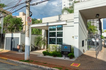 Apartamento para alugar com 80m², 2 quartos e 2 vagasFachada e portaria