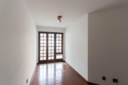 Apartamento à venda com 86m², 2 quartos e 1 vagaSala