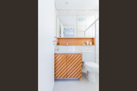 Apartamento para alugar com 69m², 2 quartos e 1 vaga Apartamento para alugar com 69m², 2 quartos e 1 vagaBanheiro