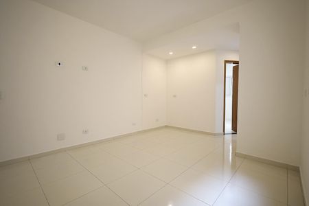 Sala de apartamento para alugar com 2 quartos, 90m² em Pinheirinho, Santo André