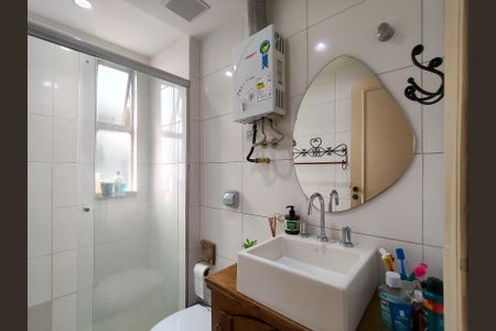 Apartamento para alugar com 77m², 2 quartos e 1 vagaBanheiro Corredor