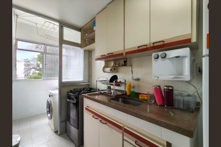 Apartamento para alugar com 77m², 2 quartos e 1 vagaCozinha