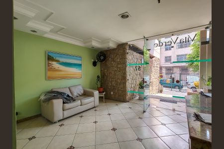 Apartamento para alugar com 77m², 2 quartos e 1 vagaFachada e portaria