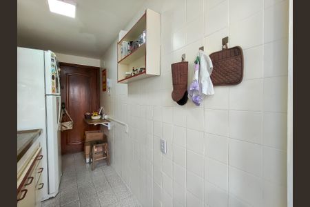 Apartamento para alugar com 77m², 2 quartos e 1 vagaCozinha