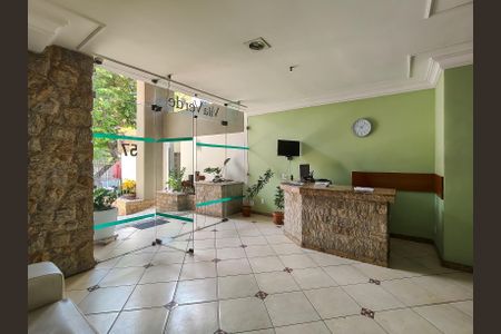 Apartamento para alugar com 77m², 2 quartos e 1 vagaFachada e portaria