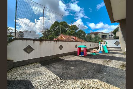 Apartamento para alugar com 77m², 2 quartos e 1 vagaÁrea comum - Playground