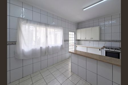 Casa para alugar com 400m², 4 quartos e 2 vagas Casa para alugar com 400m², 4 quartos e 2 vagasCozinha