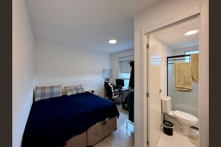 Apartamento à venda com 79m², 3 quartos e 1 vagaSuíte 